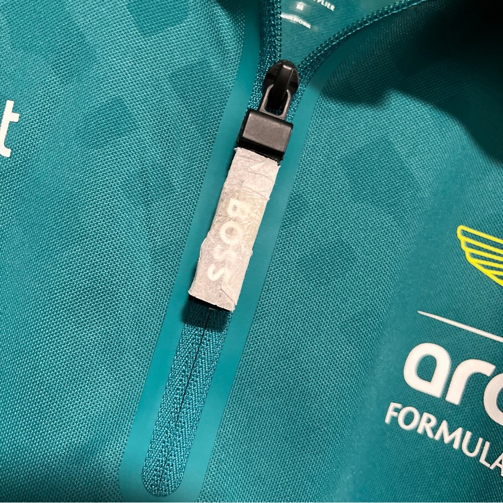 HUGO BOSS ASTON MARTIN Racing Formula F1 Team Shirt Men's Size Medium - Picture 4 of 9